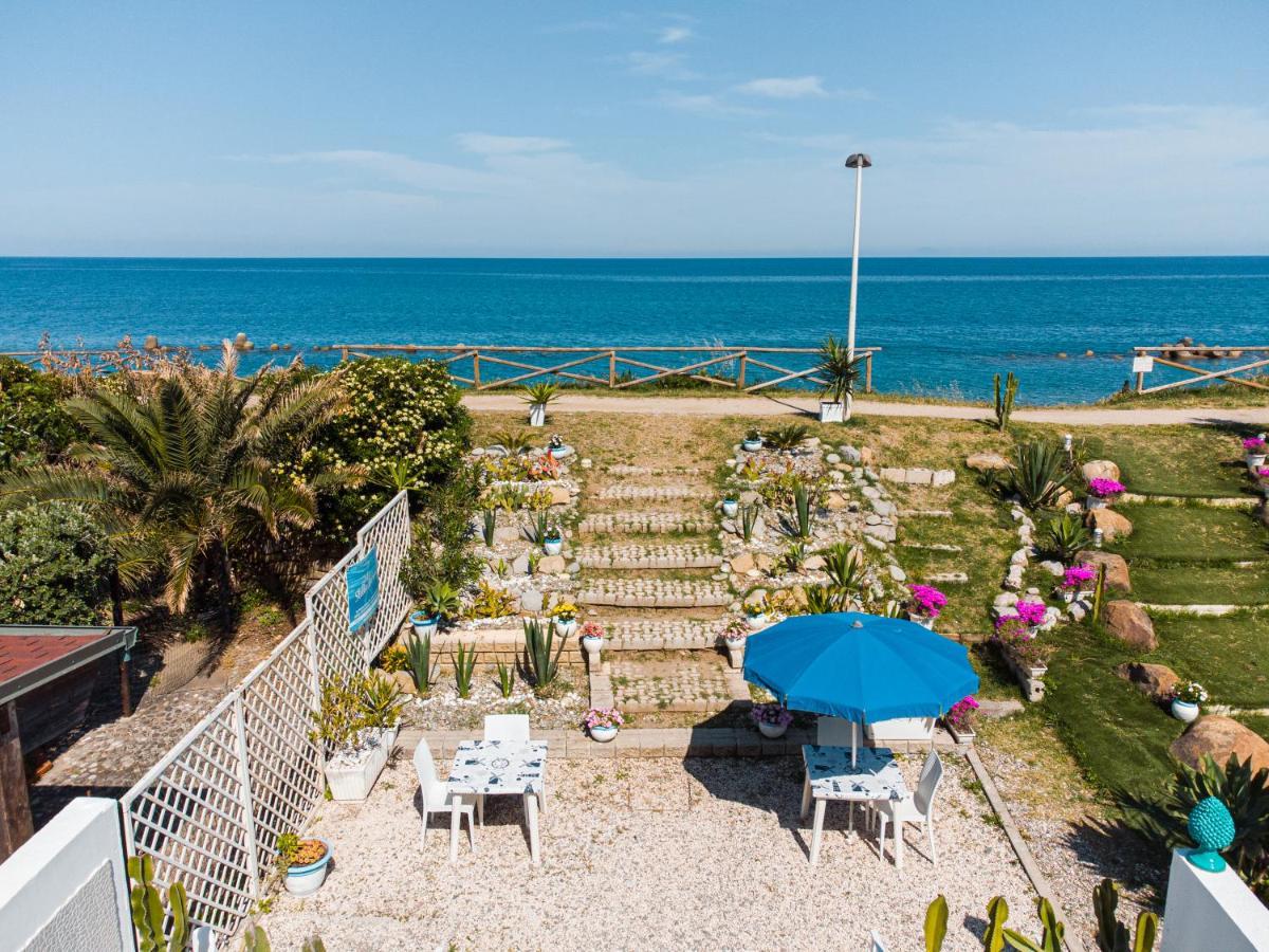B&B Stella Marina Capo dʼOrlando Екстериор снимка