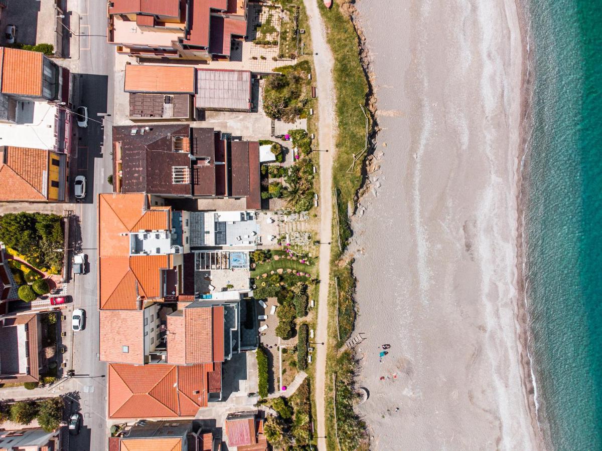 B&B Stella Marina Capo dʼOrlando Екстериор снимка