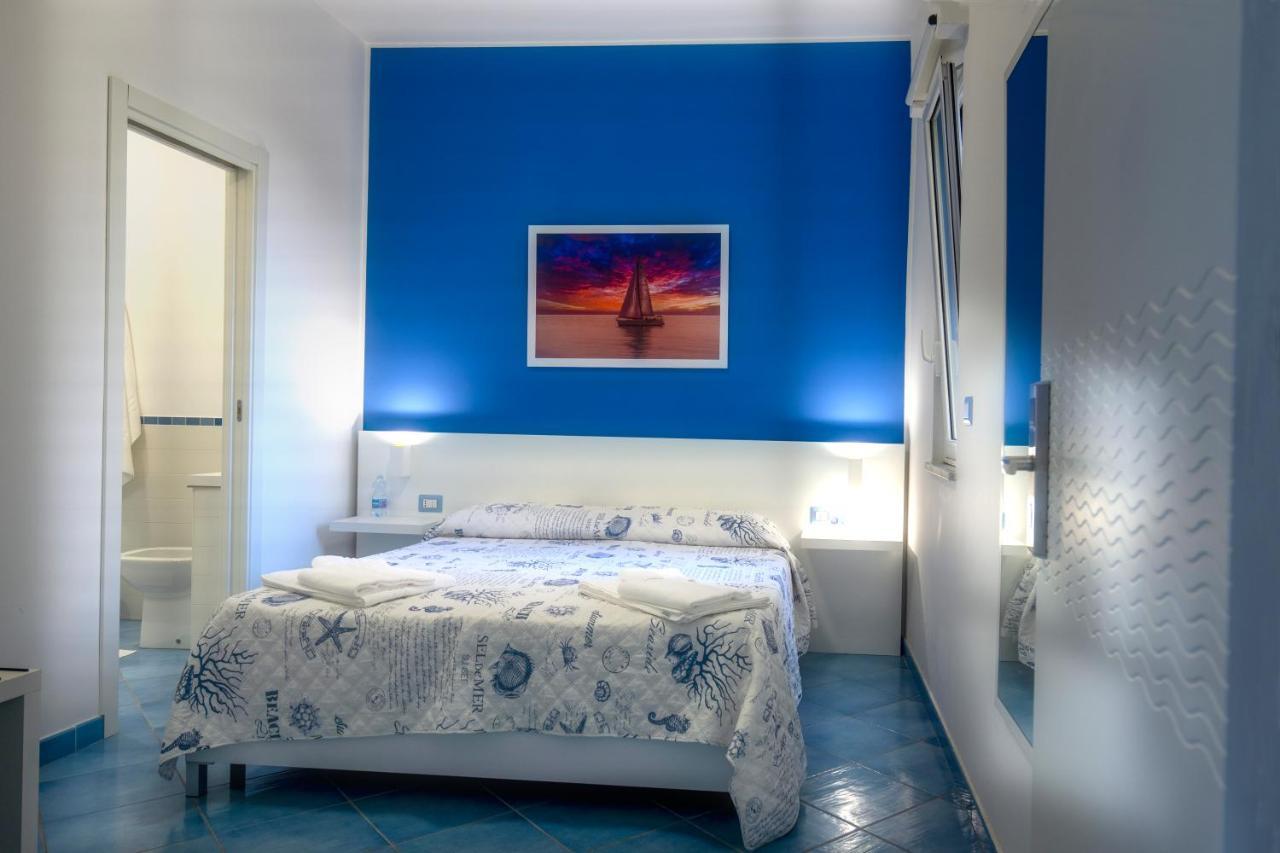 B&B Stella Marina Capo dʼOrlando Екстериор снимка