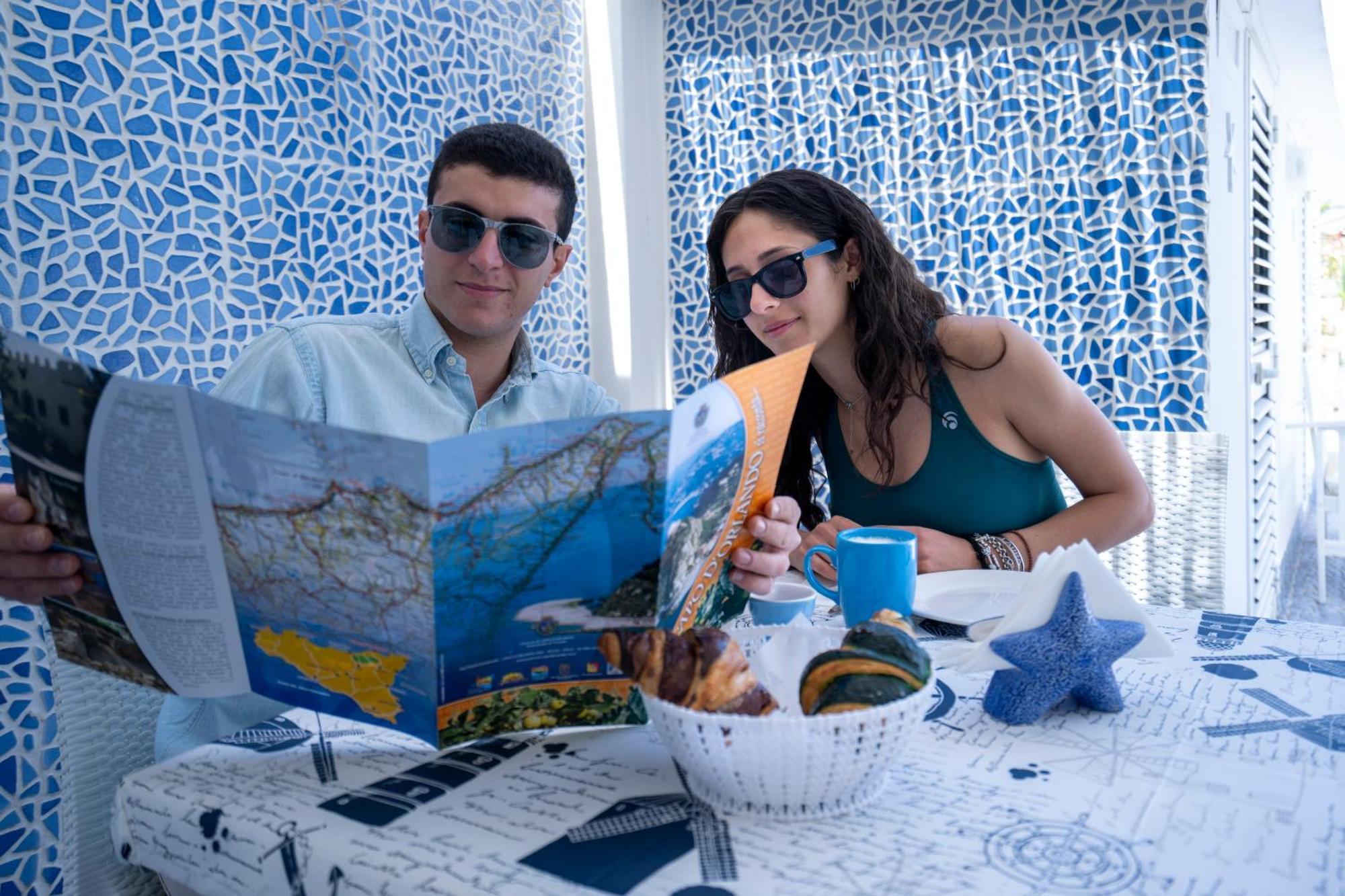 B&B Stella Marina Capo dʼOrlando Екстериор снимка